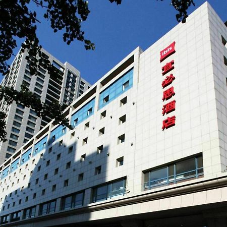 Ibis Dalian Zhongshan Square Esterno foto